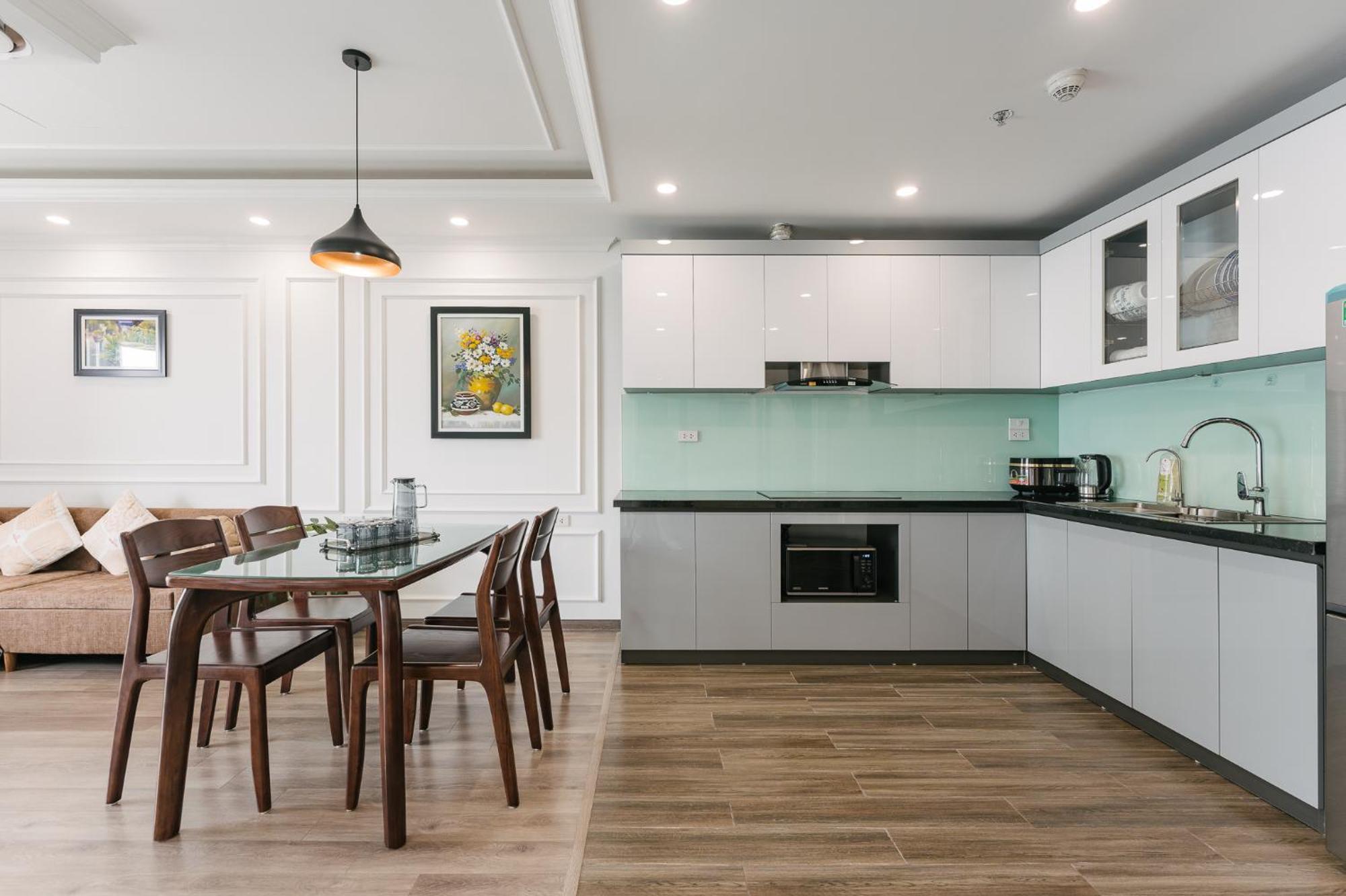 D'leroi Soleil- Tay Ho- Near Westlake In Ha Noi Apartment *